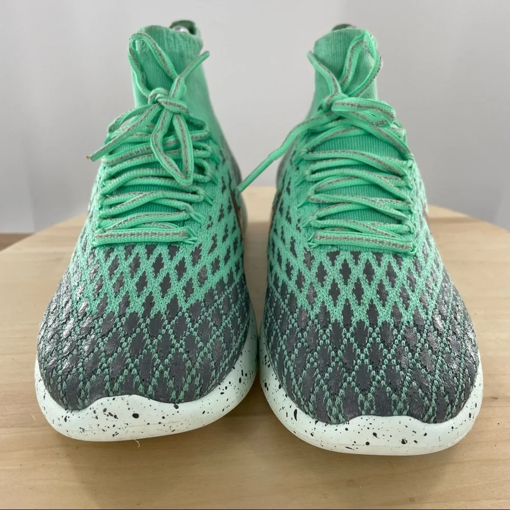 Womens Nike Lunarepic Flyknit Shield Green Glow. Sneakers SZ 6.5 - Picture 3 of 10